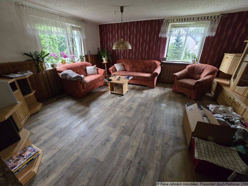Sanierungsbedürftiges EFH mit 212qm auf 1.770qm Grundstück mit Pool & Doppelgarage + Gartenhaus, 9117 Chemnitz (Rabenstein Reichenbrand Rottluff Siegmar)