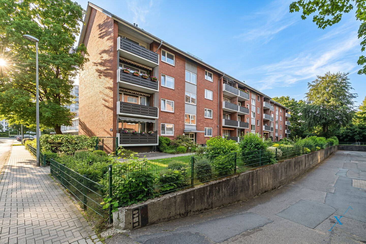 Großzügig wohnen in Engelsby – 3-Zimmer-Wohnung mit Südbalkon und Aufzug, 24943 Flensburg (Engelsby Fruerlund Jürgensby Sandberg Tarup)