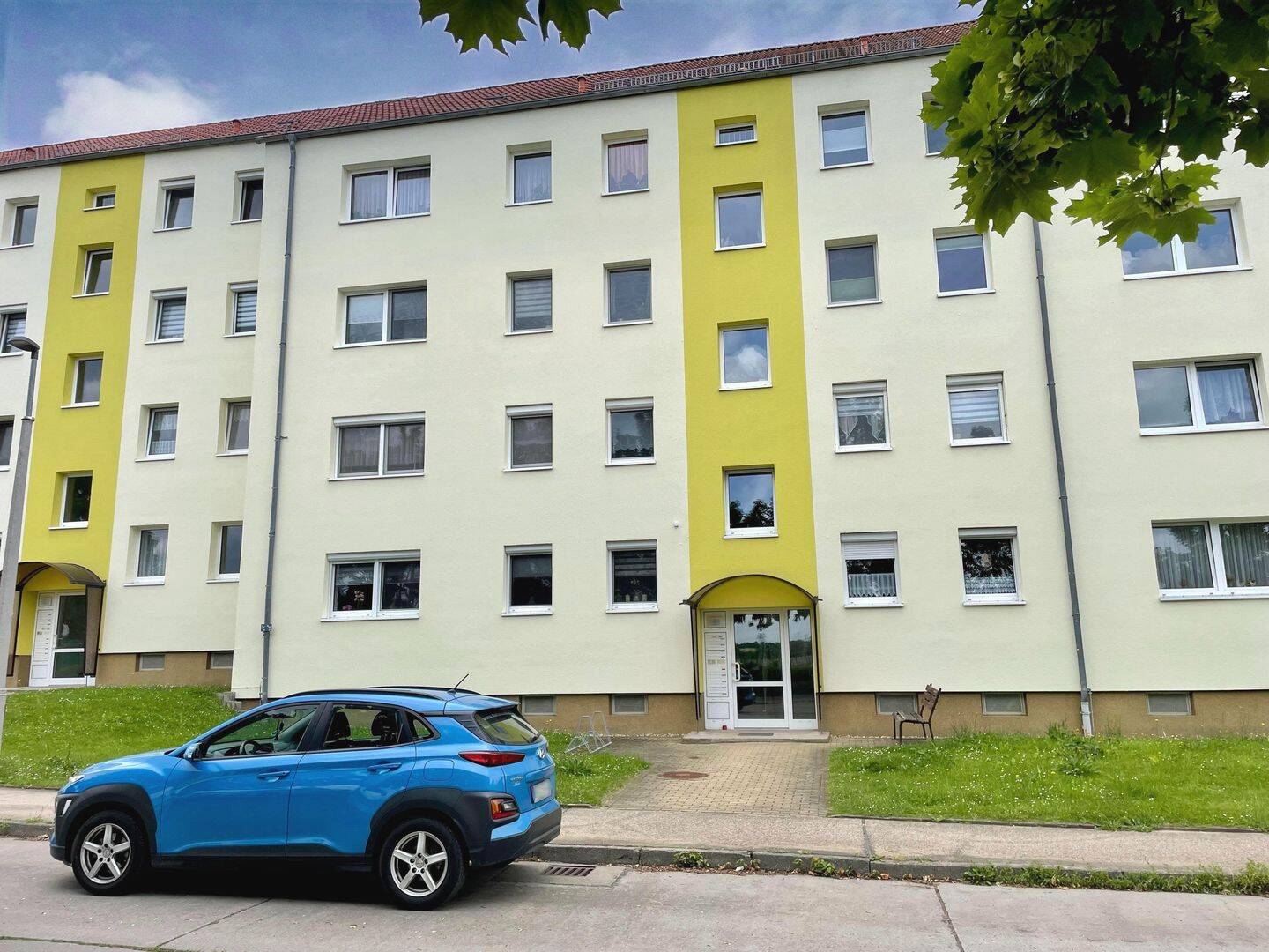Helle 3 Zimmer Eigentumswohnung mit Balkon und Stellplatz in ruhiger Wohnlage von Riesa, 1587 Riesa