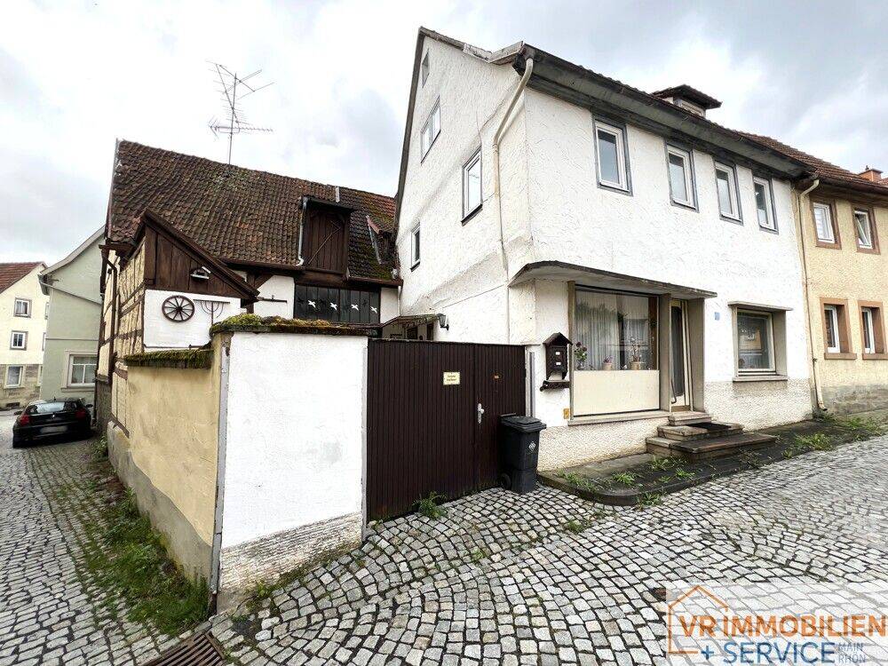 Platz für Ihre Visionen! – Wohnhaus mit Nebengebäude in zentraler Lage von 97638 Mellrichstadt!, 97638 Mellrichstadt