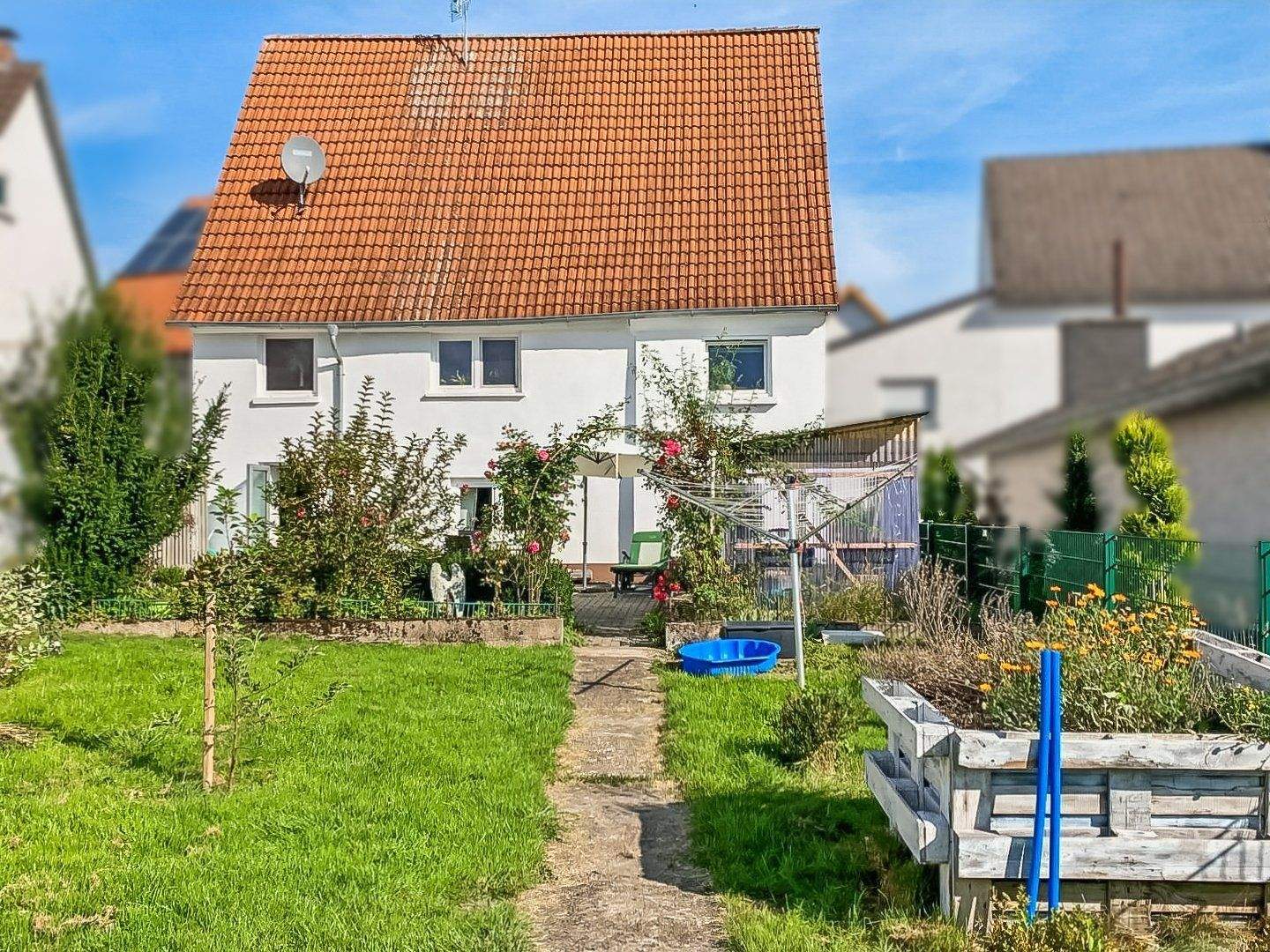 Charmantes Einfamilienhaus in Brakel-Hembsen, 33034 Brakel