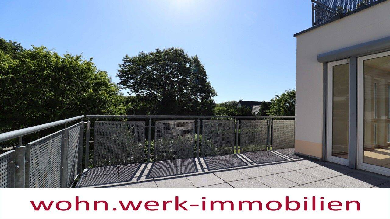 Wohnliches Ambiente am Kurpark – Fahrstuhl und großzügiger Balkon, 32105 Bad Salzuflen