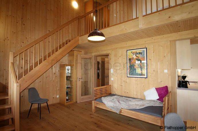 1,5 Zimmer-Galerie-Wohnung im Holzhaus mit Balkon – bei Otterfing, 83623 Dietramszell