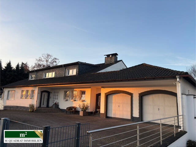 Luxeriöse Villa in traumhafter Lage von Solingen mit Schwimmhalle, 42659 Solingen (Burg Höhscheid Solingen-Mitte)