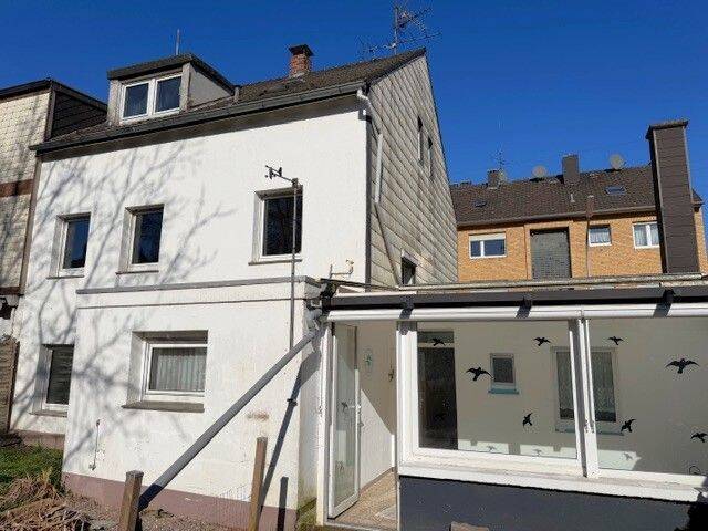 Lichtdurchflutetes Wohnhaus mit Terrasse und sonnigem Südgarten in Mönchengladbach, 41236 Mönchengladbach (Bonnenbroich Geneicken Heyden Mülfort Rheydt)