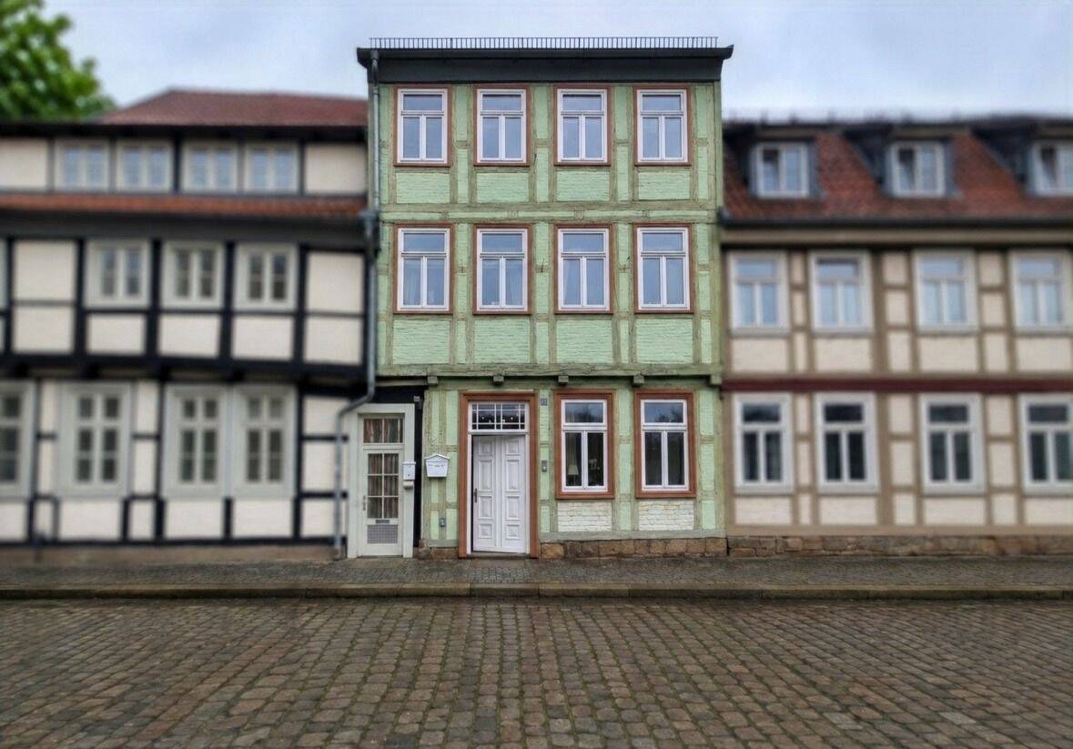 Liebevoll saniertes Fachwerk-Reihenmittelhaus mit Terrasse und Balkon, 38820 Halberstadt