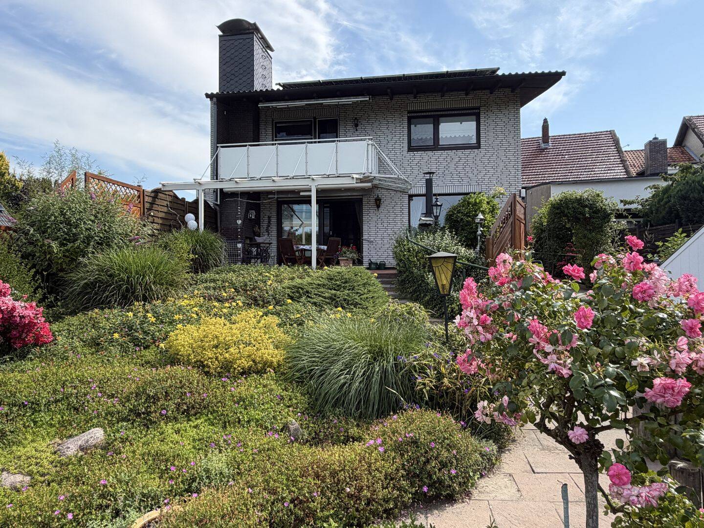 Natur genießen – Einfamilienhaus mit weitläufigem Garten und zwei Terrassen, 25436 Groß Nordende