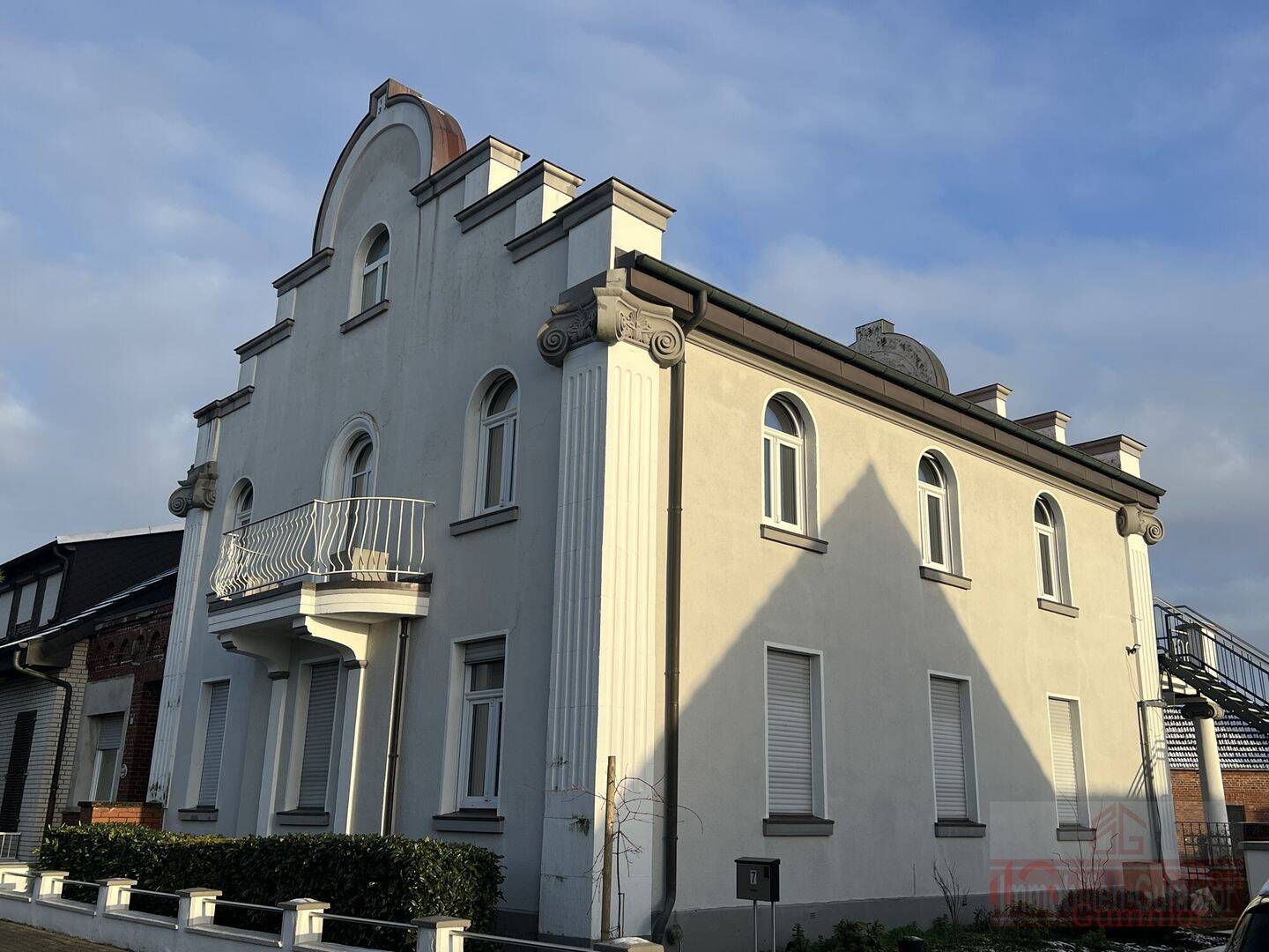IMMOBILIEN GUMNIOR präsentiert: 3-Zimmer Erdgeschosswohnung in historischer Villa im Zentrum von Neuenkirchen, 48485 Neuenkirchen