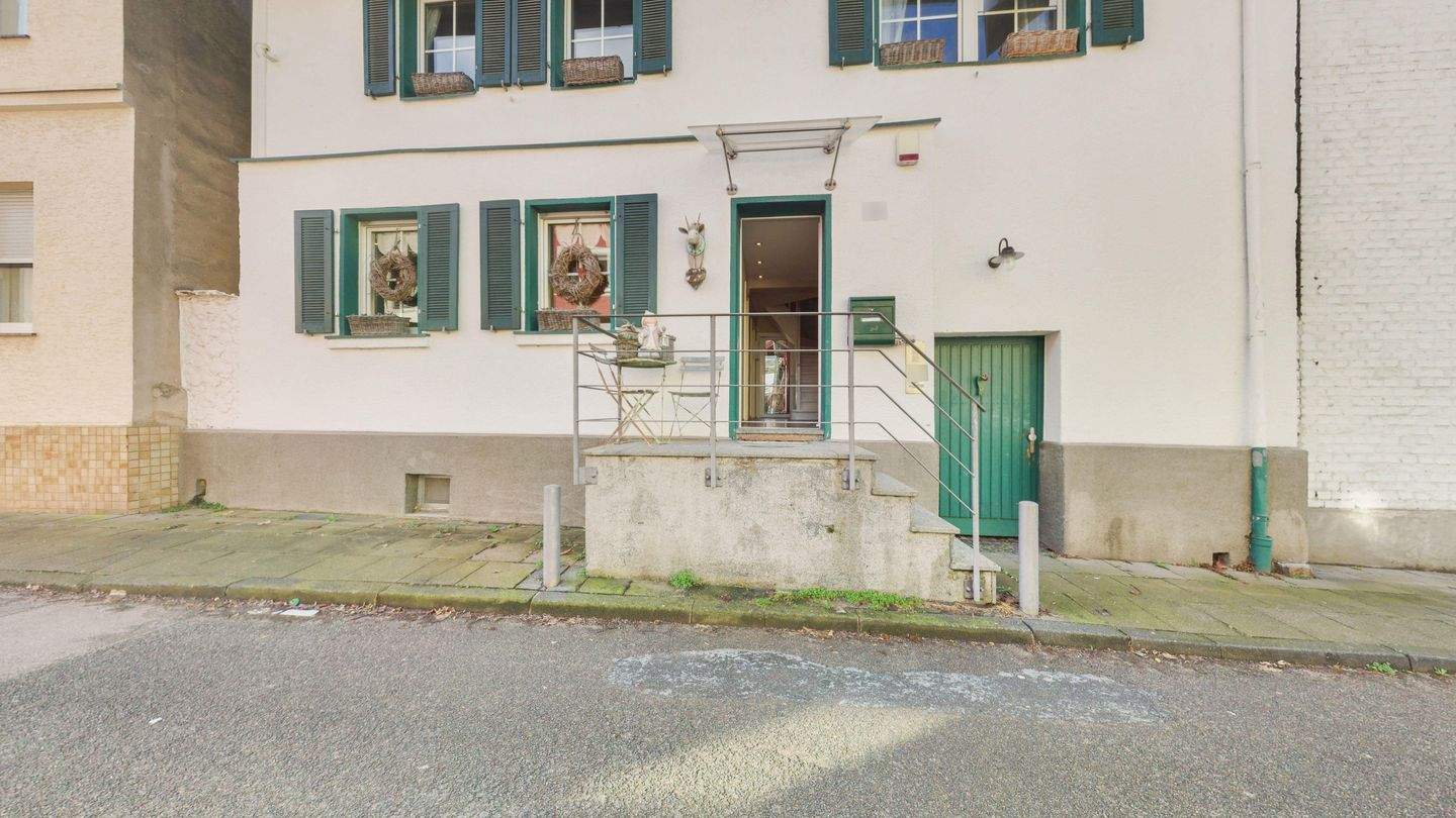 Wohnen, Vermieten, Generationen verbinden. Ihr Haus an der Groov, 51143 Köln (Porz Langel Zündorf)