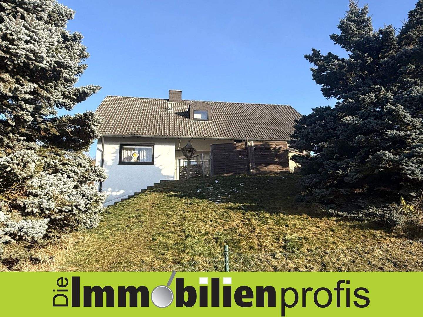Bei Hof: Attraktives Einfamilienhaus mit großem Garten, 95183 Feilitzsch