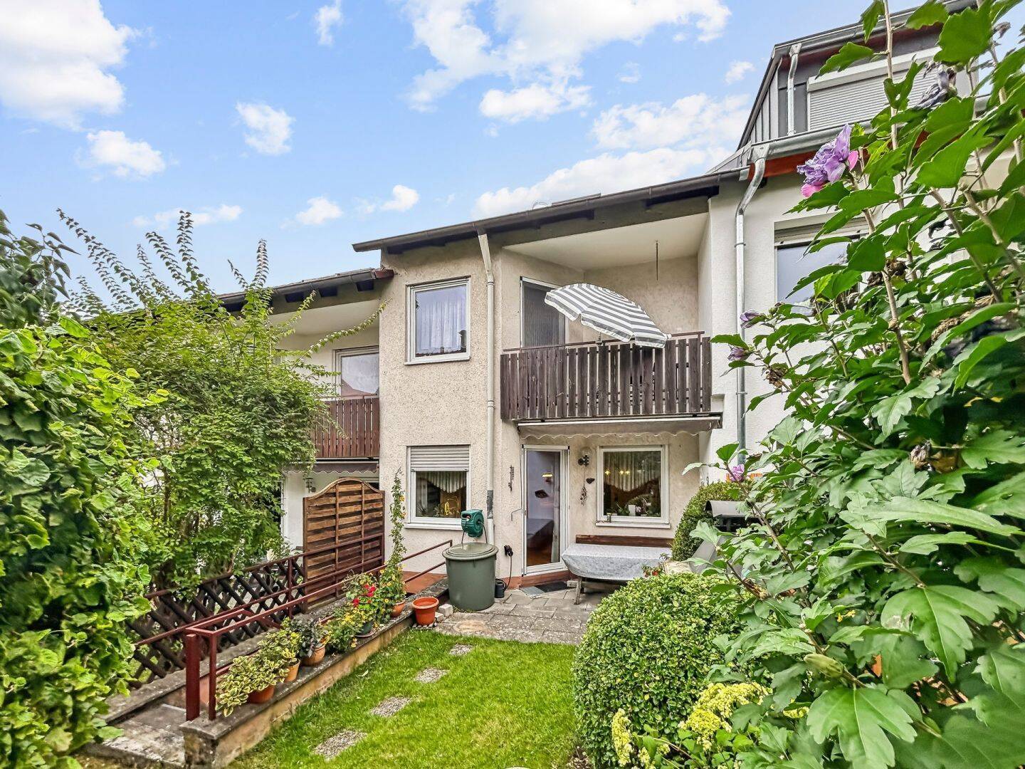 Schönes Reihenmittelhaus mit 5 Zimmern in Ansbach, 91522 Ansbach