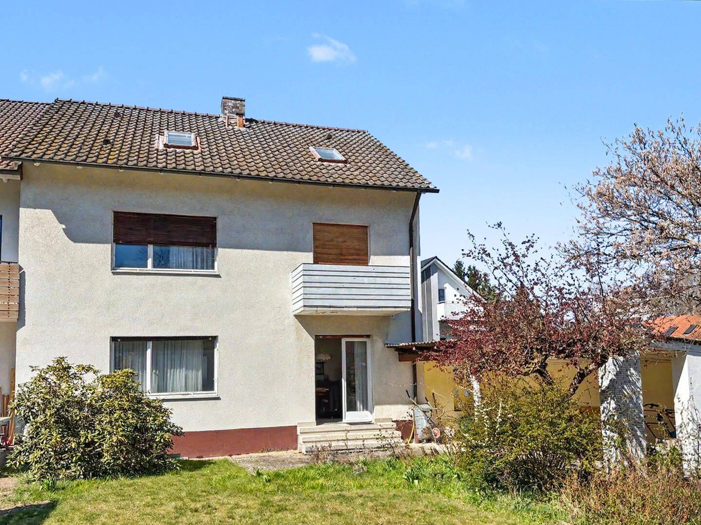 Charmante Doppelhaushälfte in ruhiger Sackgasse mit großem, gepflegten Grundstück in Bayreuth, 95447 Bayreuth (Altstadt Birken Glocke Meyernberg Saas)