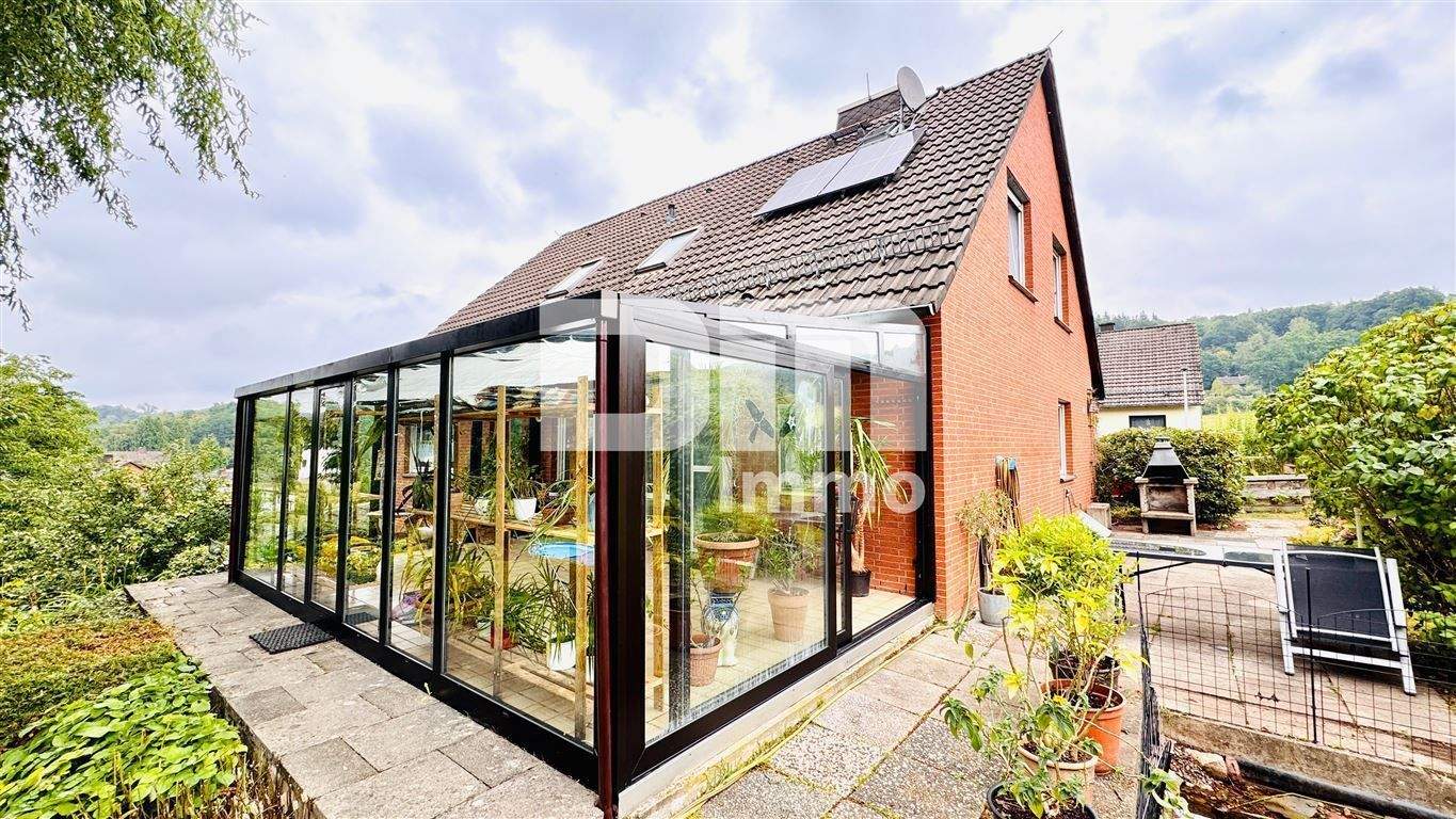 Modernisiertes Einfamilienhaus mit Einliegerwohnung, Wintergarten, Sauna und 2 Garagen, 34385 Bad Karlshafen