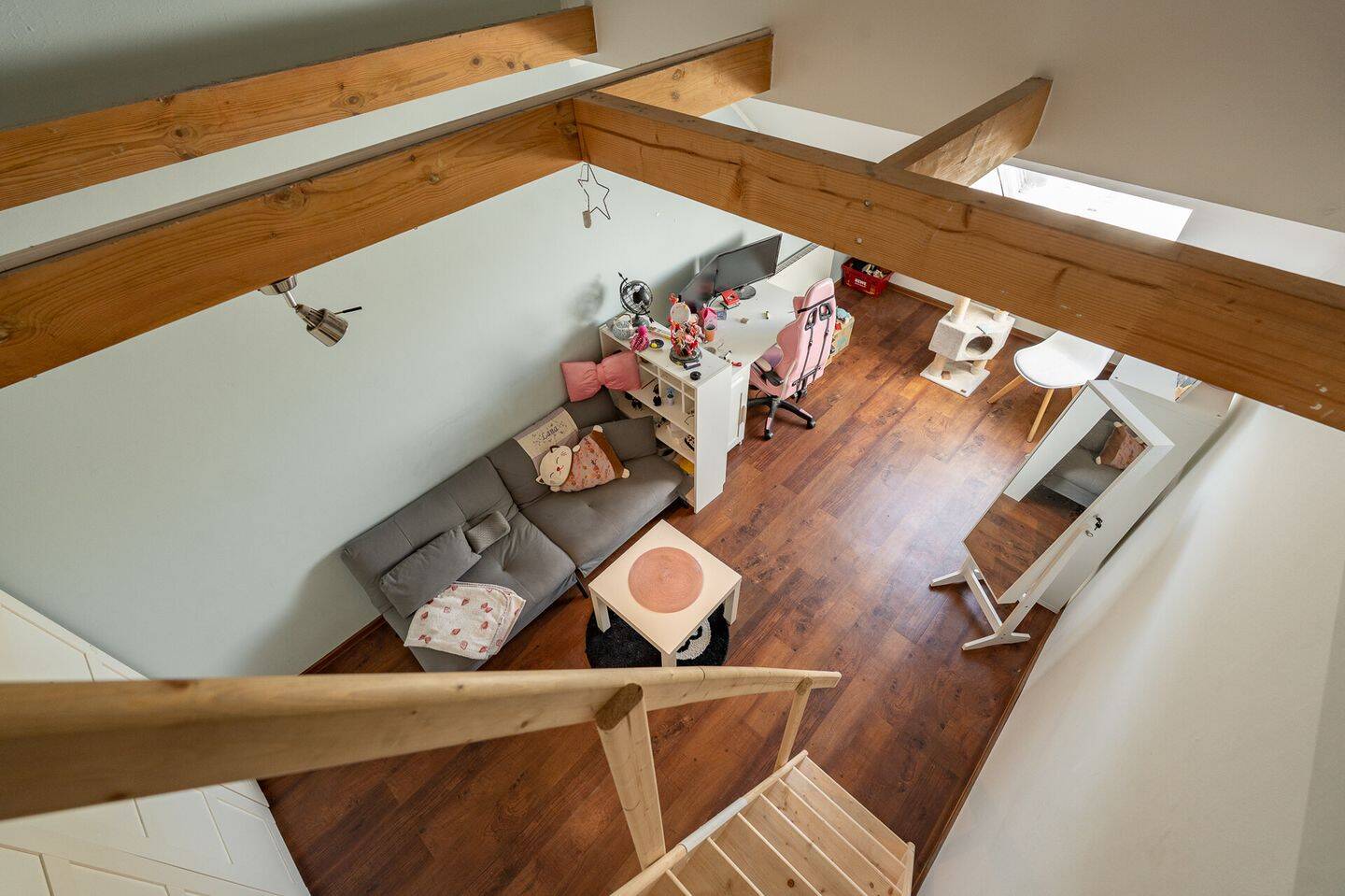 Geräumiges Townhouse mit 6 Zimmer und ausgebautem Dachgeschoss in familienfreundlicher Wohnlage, 22397 Hamburg (Wandsbek Duvenstedt Lemsahl-Mellingstedt Wohldorf-Ohlstedt)
