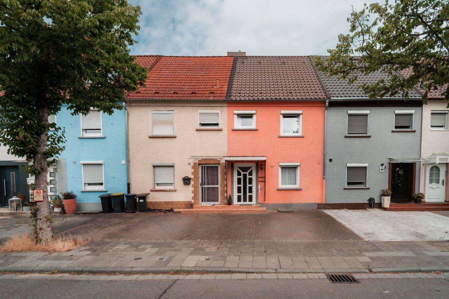 Modernisierungbedürftiges Reihenmittelhaus mit tollem Garten in Frankenthal