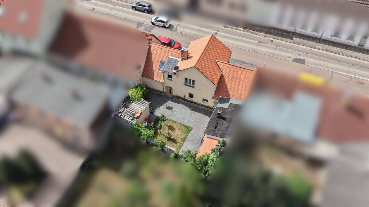 Modernisiertes Einfamilienhaus mit viel Platz und weiterem Ausbaupotenzial, 6785 Oranienbaum-Wörlitz