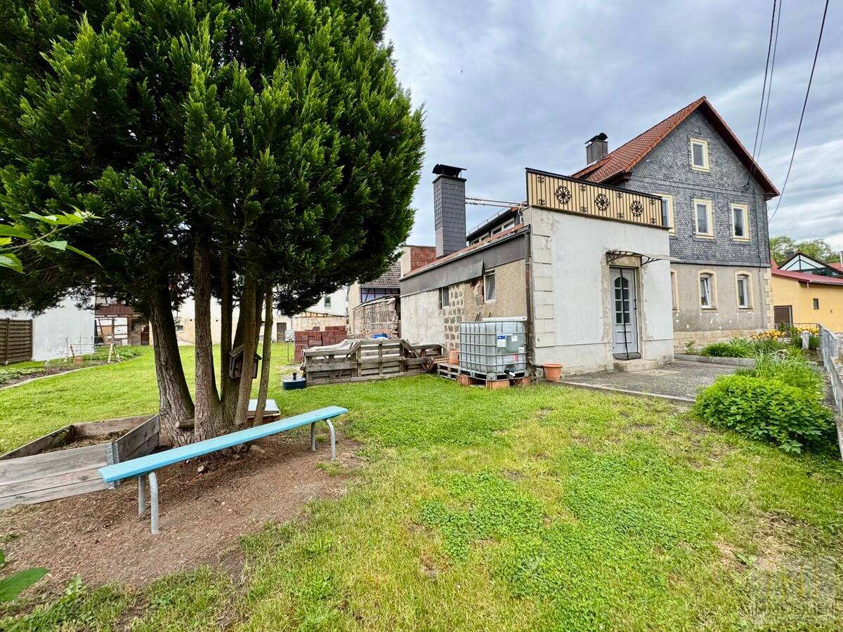 Großes Haus für große Pläne – Wohnen mit Hof, Scheune und Gartenparadies, 7407 Rudolstadt