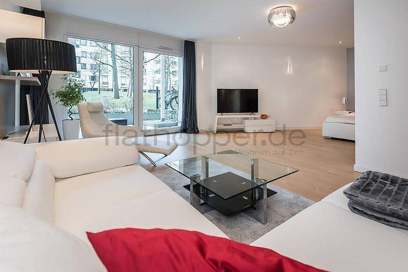 Moderne, offen gestaltete 2-Zimmer-Wohnung mit Terrasse – München-Bogenhausen, 81677 München (Au-Haidhausen Berg am Laim Bogenhausen)