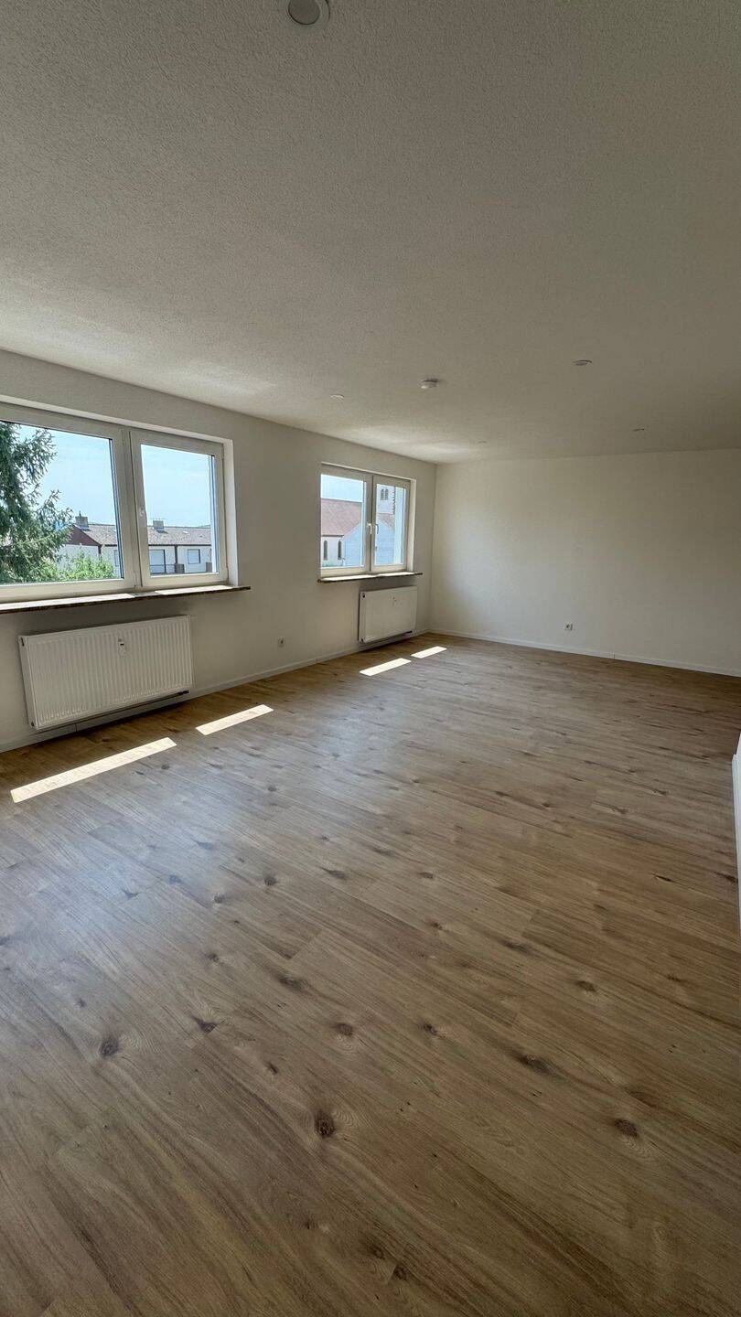 Helle 2-Zimmer-Wohnung mit sonniger Terrasse, 66280 Sulzbach/Saar