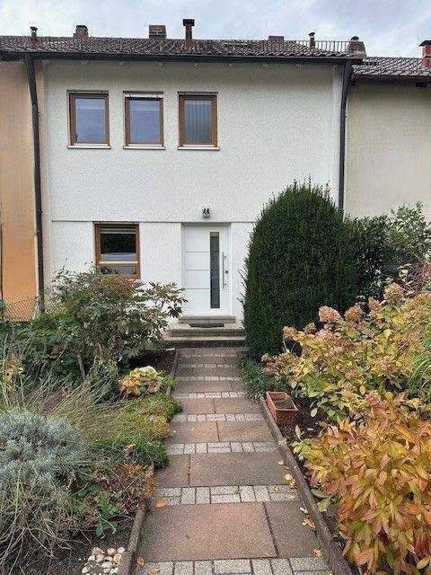 !!!FREI ZUM BEZUG!!! Gepflegtes Reihenmittelhaus in Nürnberg St. Leonhard, 90439 Nürnberg (Großreuth bei Schweinau Schweinau Sankt Leonhard Sündersbühl)