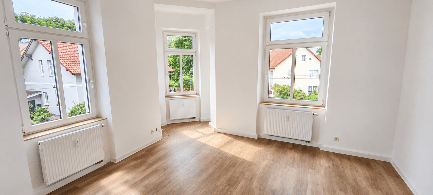 Idealgeschnittene, lichtdurchflutete 2-Raumwohnung in Waltershausen ab sofort zu vermieten!, 99880 Hörsel