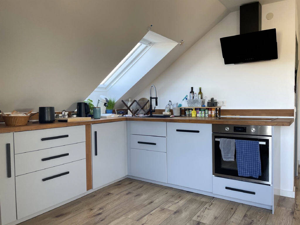 Großzügige 4-Zimmer-ETW (aufgeteilt auf 2 x 2-Zimmer-Balkon-Whg.), 79241 Ihringen