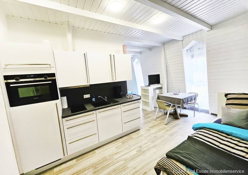 10450 – Serviced Apartments Möbliert in historischer Villa mit modernem Komfort, 36364 Bad Salzschlirf