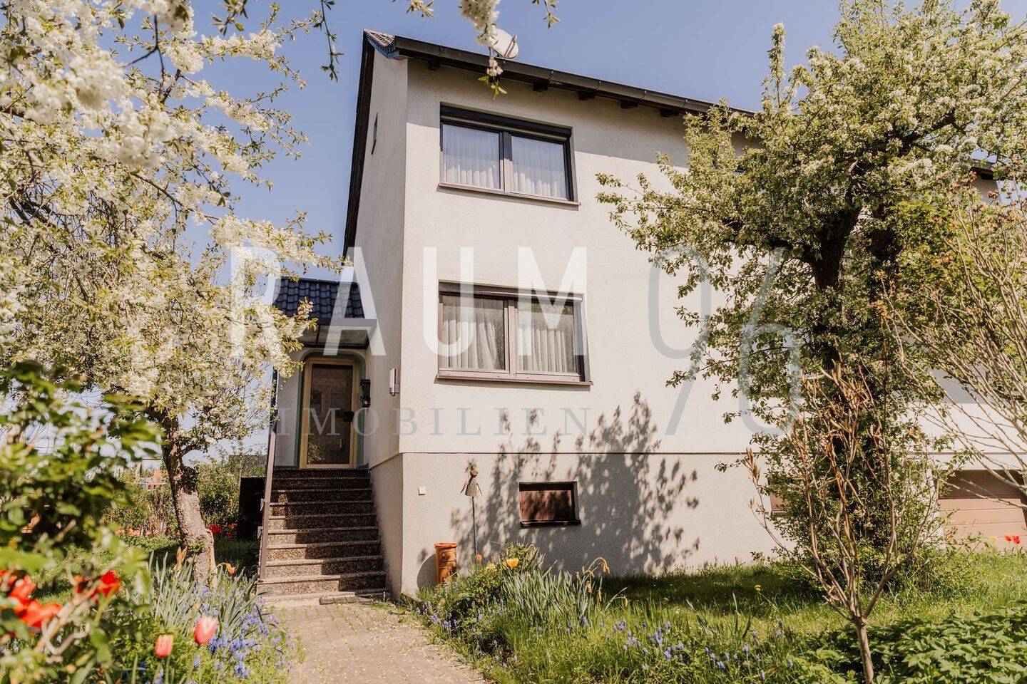 Attraktives Einfamilienhaus mit Potenzial und schönem Garten in ruhiger Wohnlage von Michelau, 96247 Michelau i. OFr.