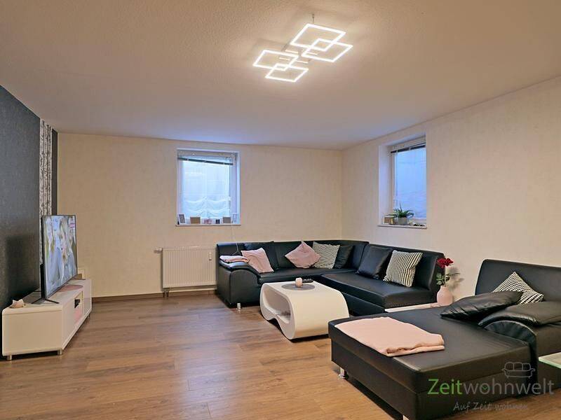 (EF0665_M) Erfurt: Klettbach, preiswerte möblierte 2-Zimmer-Wohnung mit echtem Kamin im Souterrain, WLAN inklusive, 99102 Klettbach
