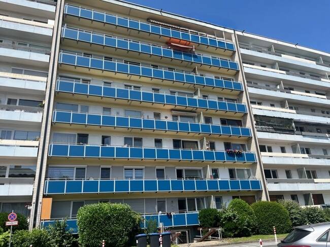„Haus am Park“ 4,5 Zimmer-Wohnung mit Einbauküche in 47226 Duisburg-Rheinhausen „Aufzug vorhanden“, 47226 Duisburg (Bergheim Hochemmerich Rheinhausen-Mitte)