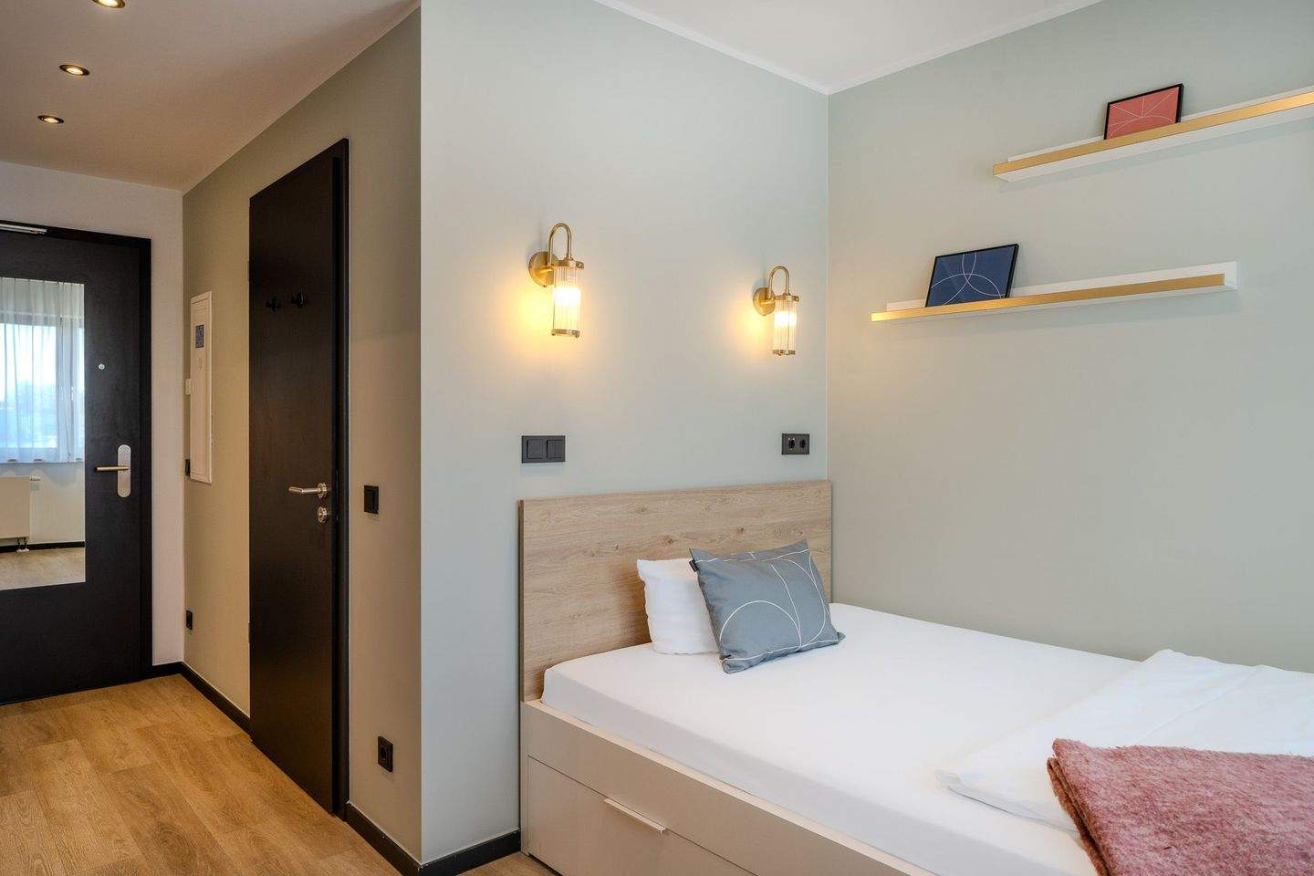 Möbliertes Studio Apartment in einer Coliving-Community, 13187 Berlin (Pankow)