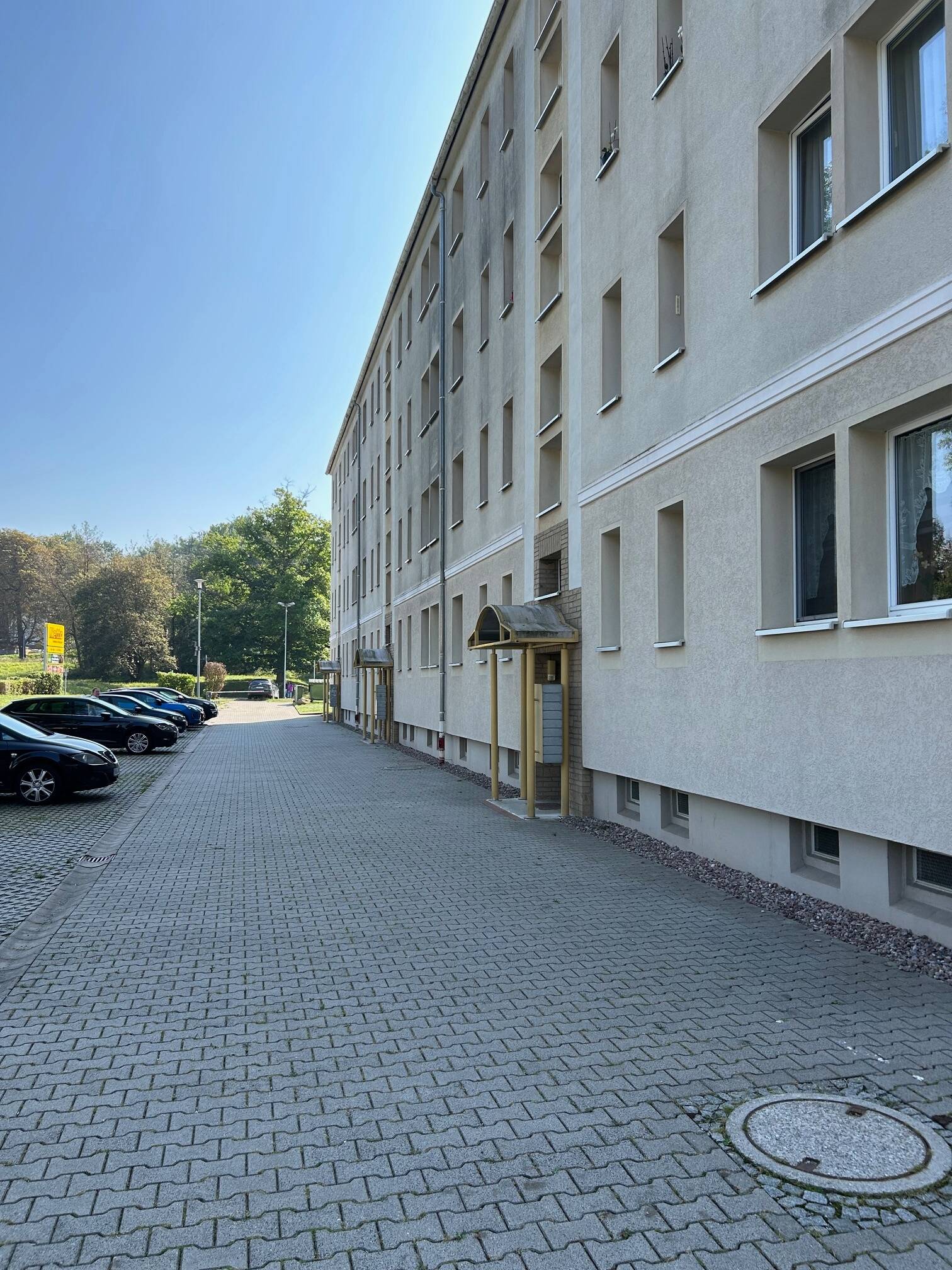 Erdgeschoßwohnung mit drei Zimmern, 98529 Suhl (Mäbendorf Suhl Albrechts Dietzhausen Wichtshausen)