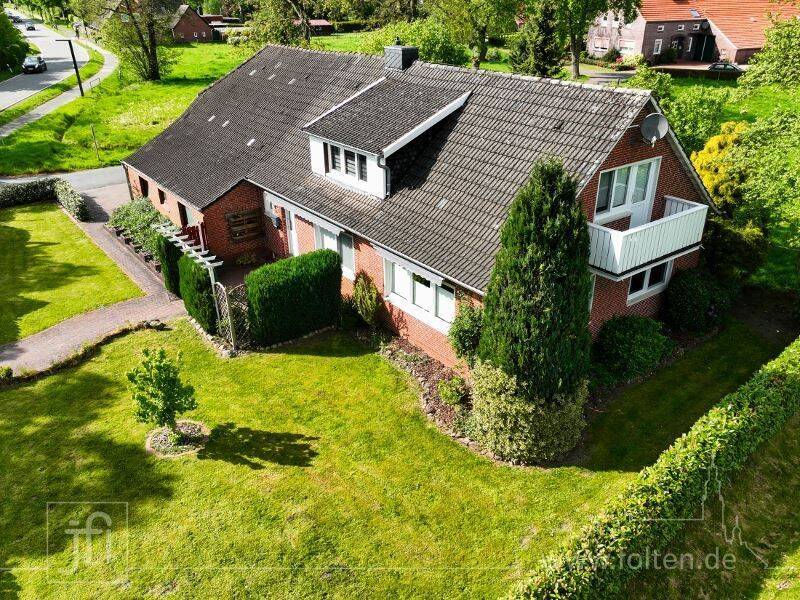 Modernisiertes Landhaus mit Scheune und optional separatem Grundstück, 26845 Nortmoor