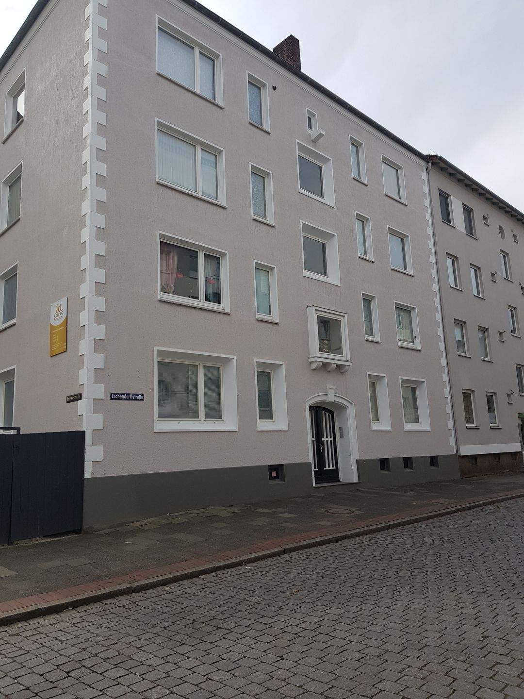 Gemütliche 2-Zimmer-Wohnung mit Balkon und großer Küche, 27576 Bremerhaven (Lehe Mitte)