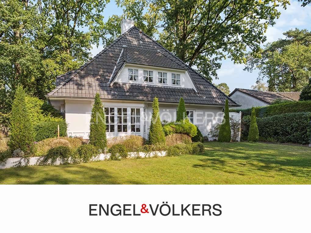 L’art de vivre: traumhafte Villa im französischen Landhausstil, 22949 Ammersbek