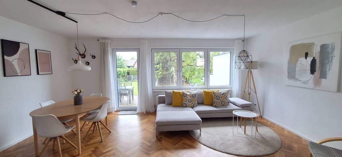 Möblierte Doppelhaushälfte in Stephanskirchen, 83071 Stephanskirchen