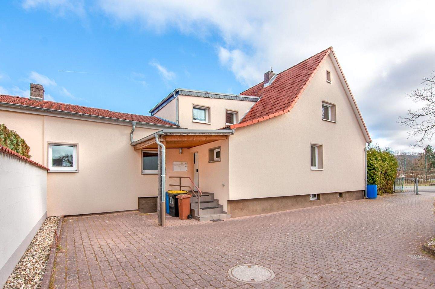 Schönes Einfamilienhaus mit moderner Sanierung – sofort bezugsfrei, 63741 Aschaffenburg (Damm Innenstadt Leider Nilkheim Strietwald)