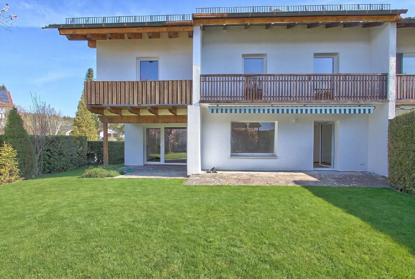 STARNBERG: ENERGETISCH MODERNISIERTE DOPPELHAUSHÄLFTE IN BEGEHRTER LAGE, 82319 Pöcking