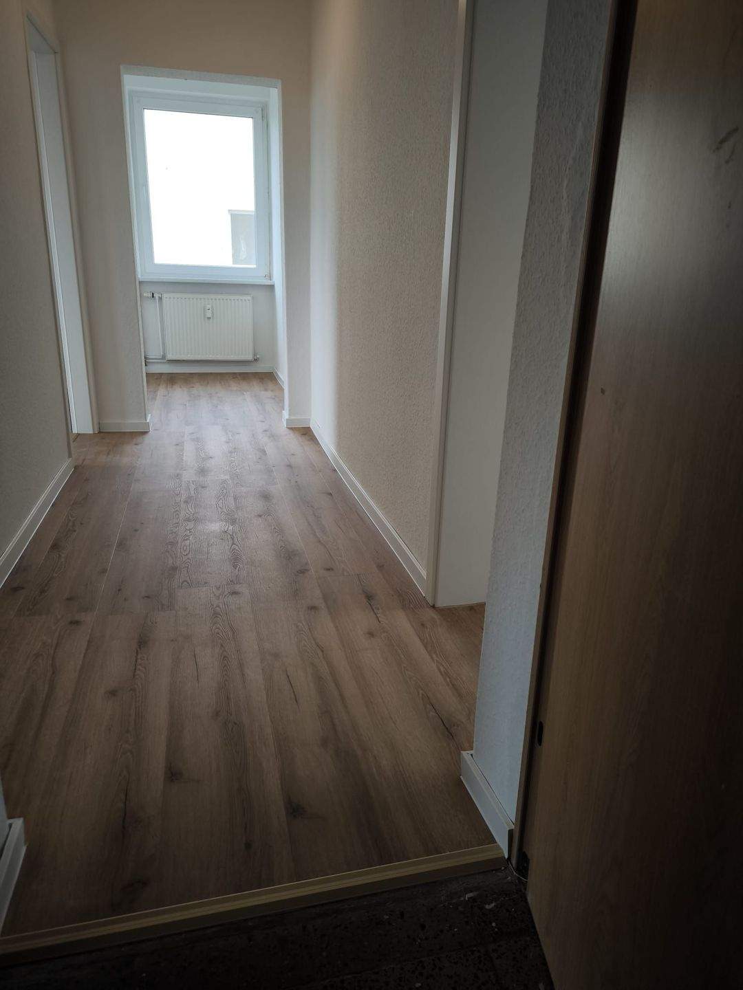 renovierte 2-Raum-Wohnung mit Seeblick in Ivenack zu vermieten, 17153 Bredenfelde