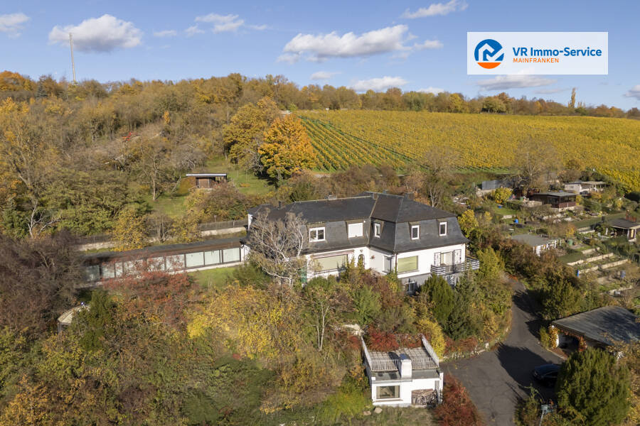 Einzigartiges Anwesen mit freiem Blick über Würzburg