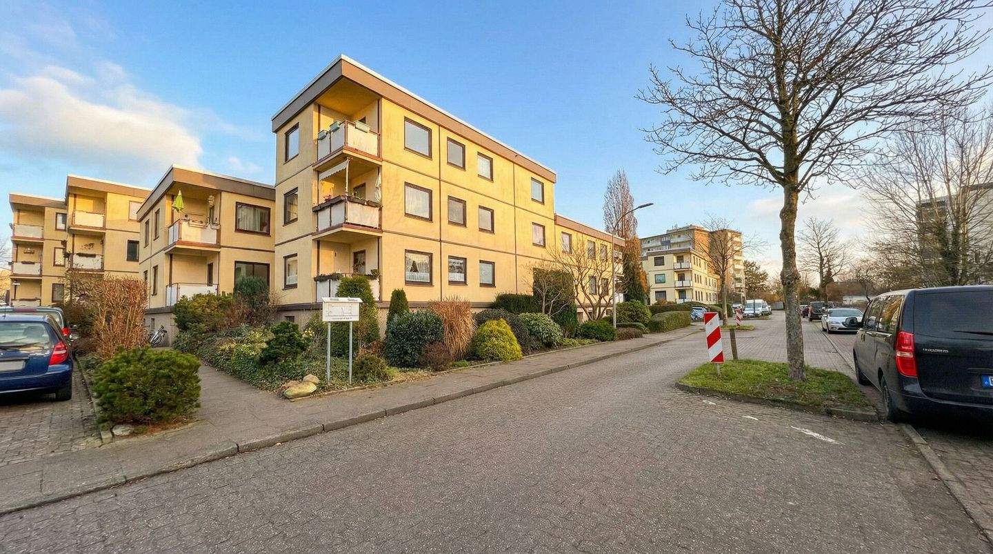 Käuferprovisionsfrei! Großzügige 3- Zimmer-Eigentumswohnung in zentraler Altstadtnähe, 21614 Buxtehude