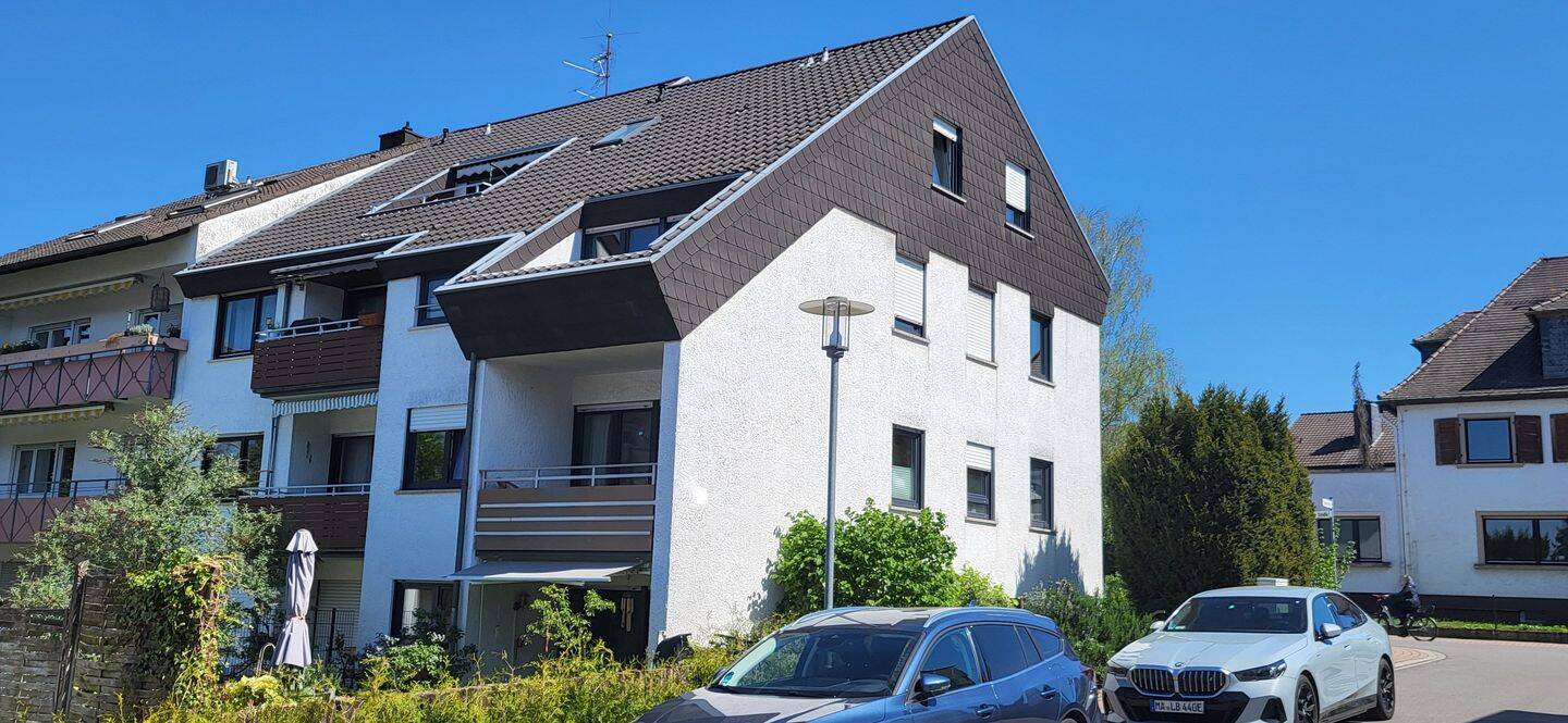 Doppelhaushälfte mit zwei abgeschlossenen Wohnungen in Hirschberg, 69493 Hirschberg an der Bergstraße