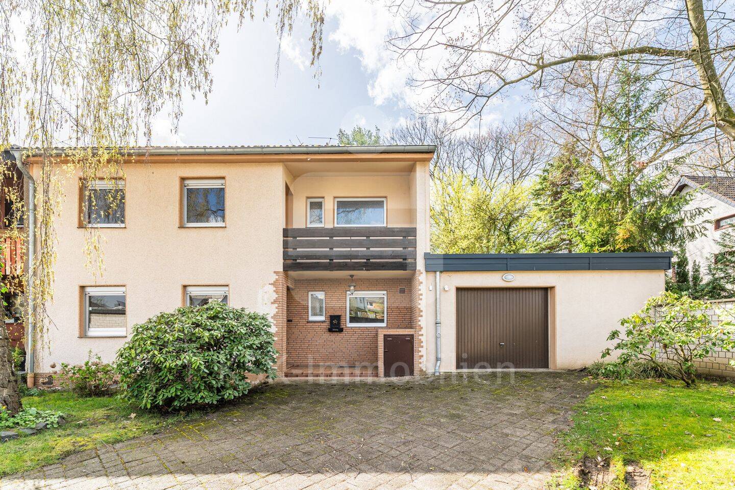 Bezugsfertiges Reihenendhaus mit großzügigem Grundstück in ruhiger Lage, 51061 Köln (Mülheim Dünnwald Flittard Höhenhaus Stammheim)