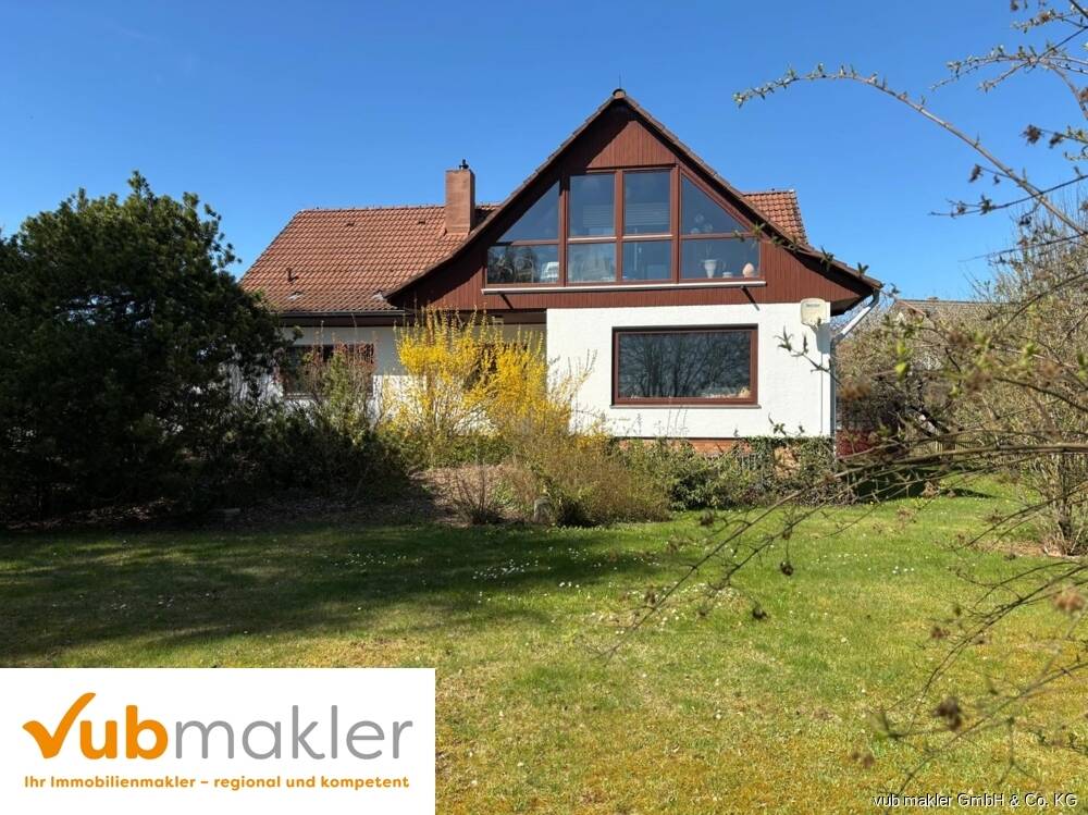 Familientraum in Töpen – Einfamilienhaus mit Wohlfühlcharakter in attraktiver Lage, 95183 Feilitzsch