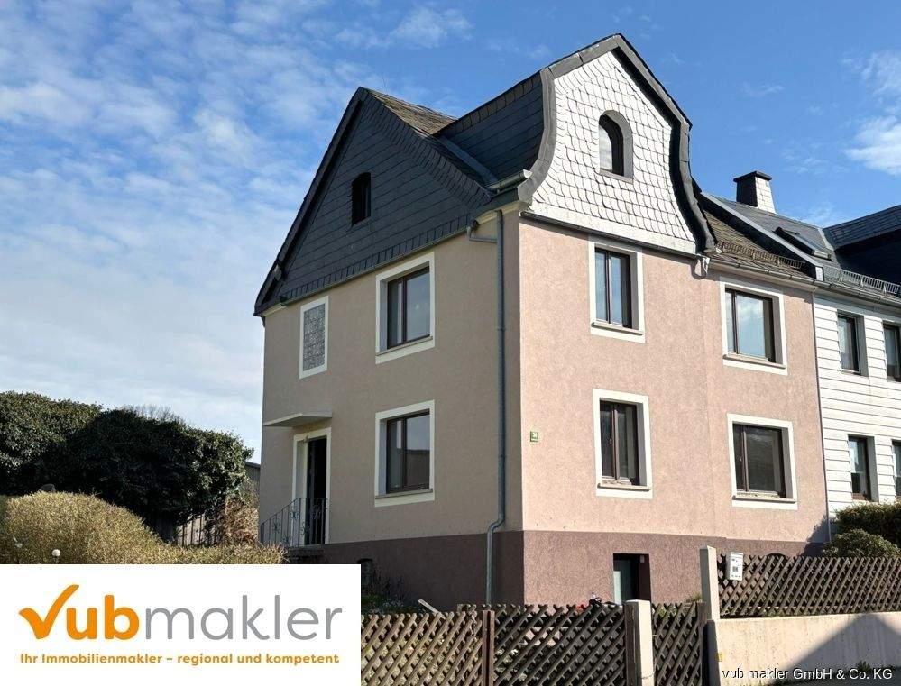 Charmante Doppelhaushälfte mit Garten in ruhiger Lage von Berg, 95180 Berg