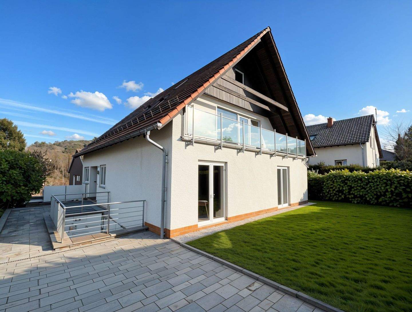 Sofort einziehen!! Geräumiges und helles Haus in ruhiger Seitenstraße von Erlenbach, 67659 Kaiserslautern (Erfenbach Erlenbach Innenstadt Morlautern)