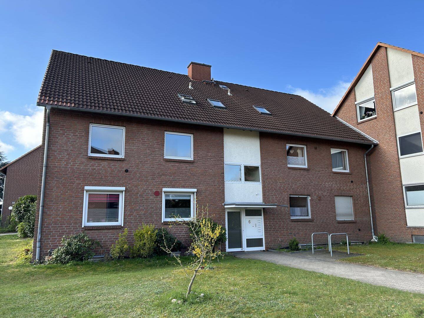 Hansestadt Lüneburg ! Schöne 3-Zimmer ETW mit Balkon, Keller und PKW-Stellplatz im 1 OG !, 21339 Lüneburg
