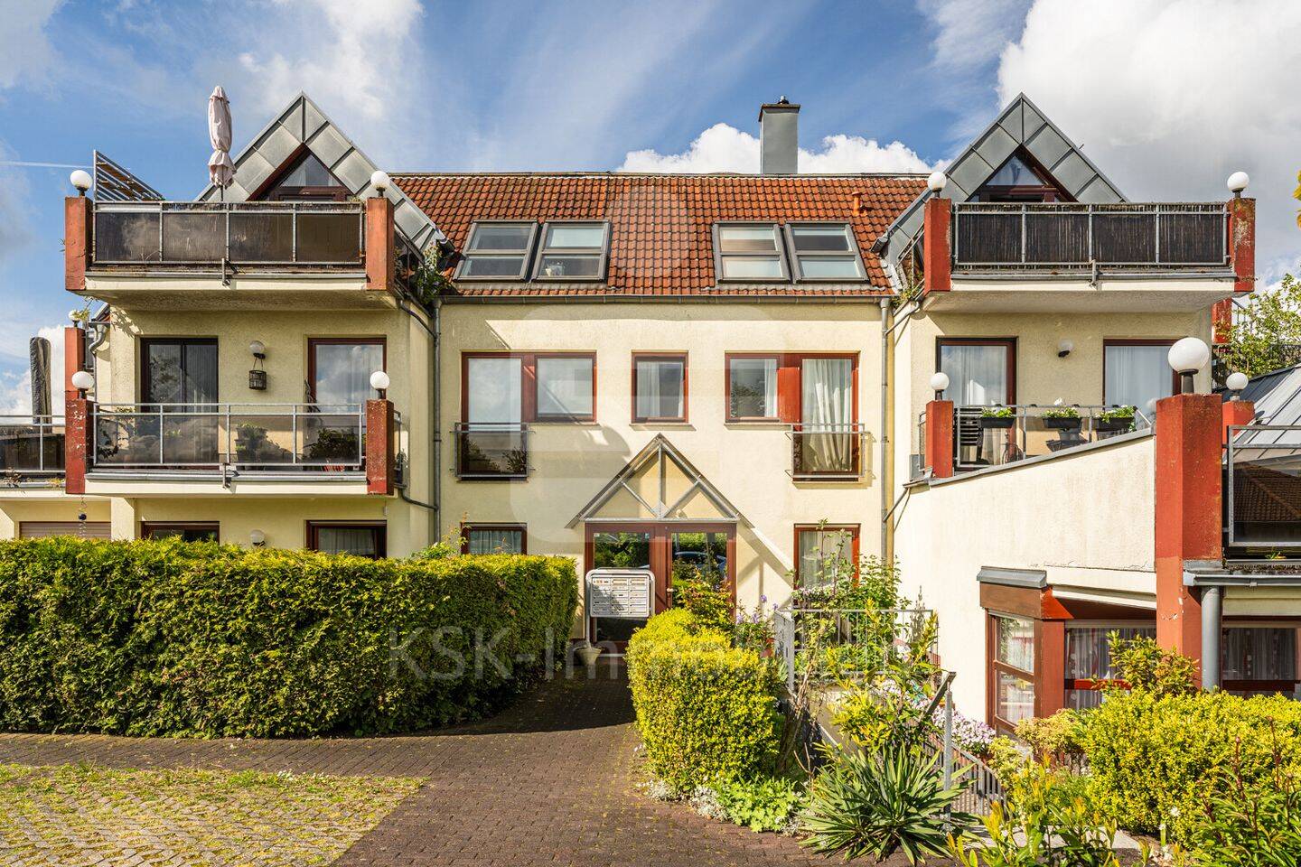 Großzügige Maisonette-Wohnung mit Garten., 51429 Bergisch Gladbach