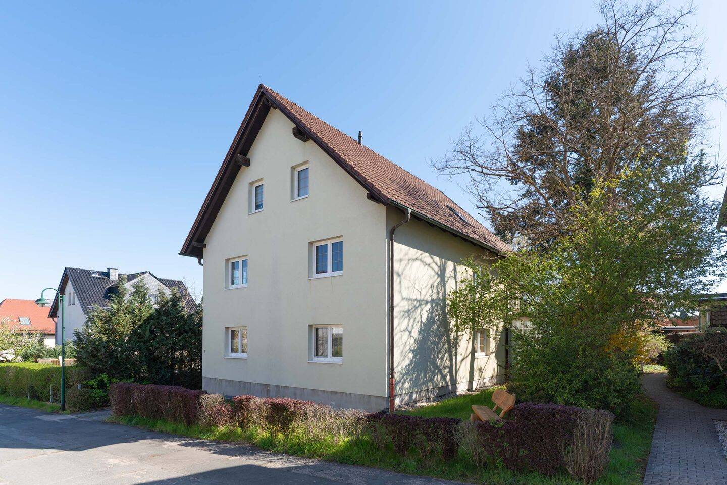moderne 3-Raum-Wohnung mit Balkon und Blick auf die Heidecksburg, 7407 Rudolstadt