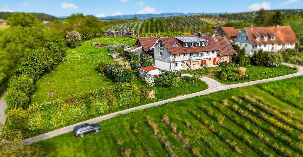 Landliebe mit Weitblick – ehem. Bauernhof in Kressbronn als seltenes Wohnjuwel – See- u.Bergsicht, 88079 Kressbronn am Bodensee